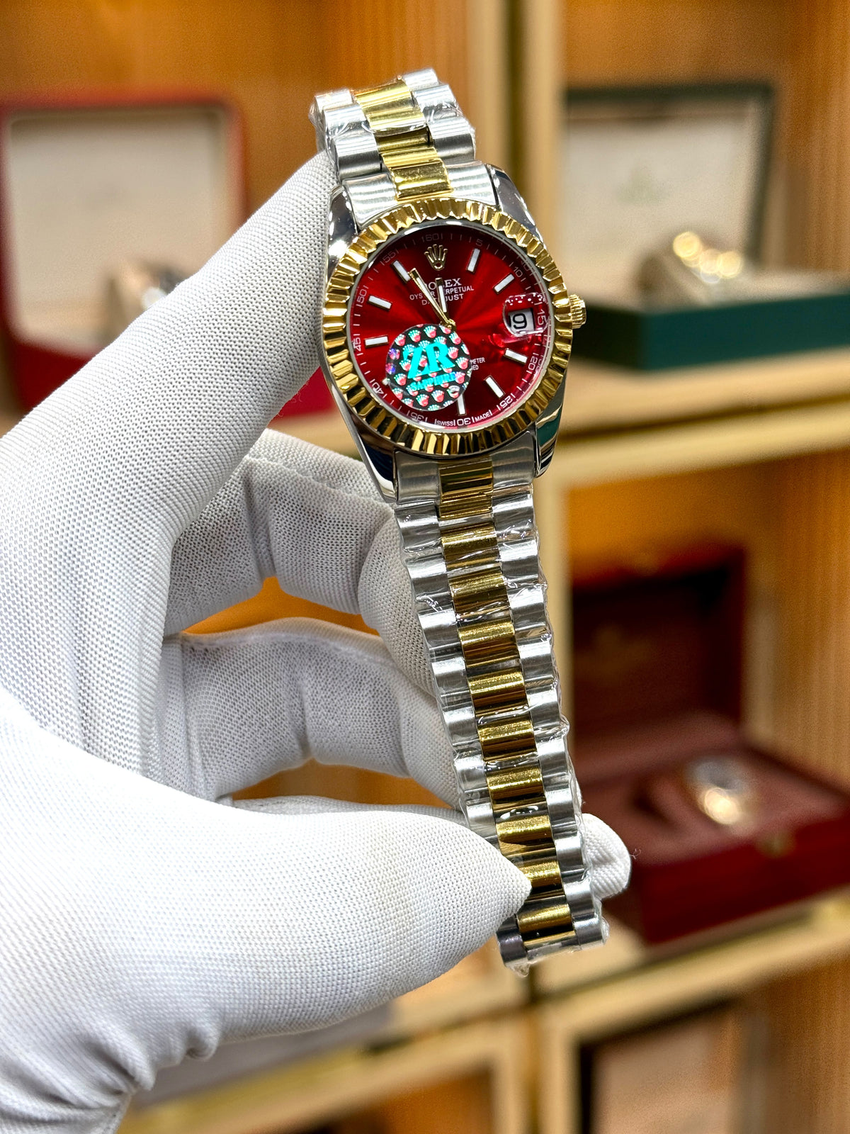 Rolex Ladies Oyster Perpetual Automatic Luxury Watch – Stainless Steel & Diamond-Accented Dial
