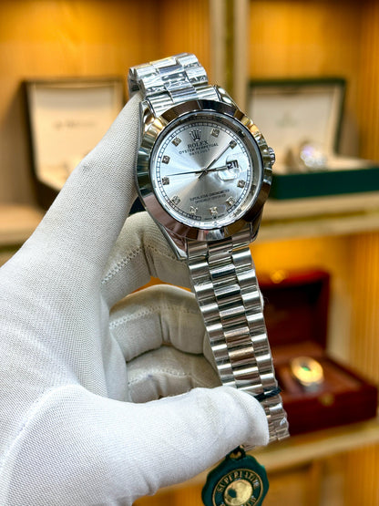 Luxury Rolex Analog Watch – Silver & Gold Two-Tone