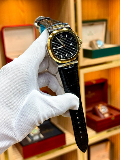 Patek Philippe Luxury Men’s Leather Strap Watch - Automatic Date Display Feature